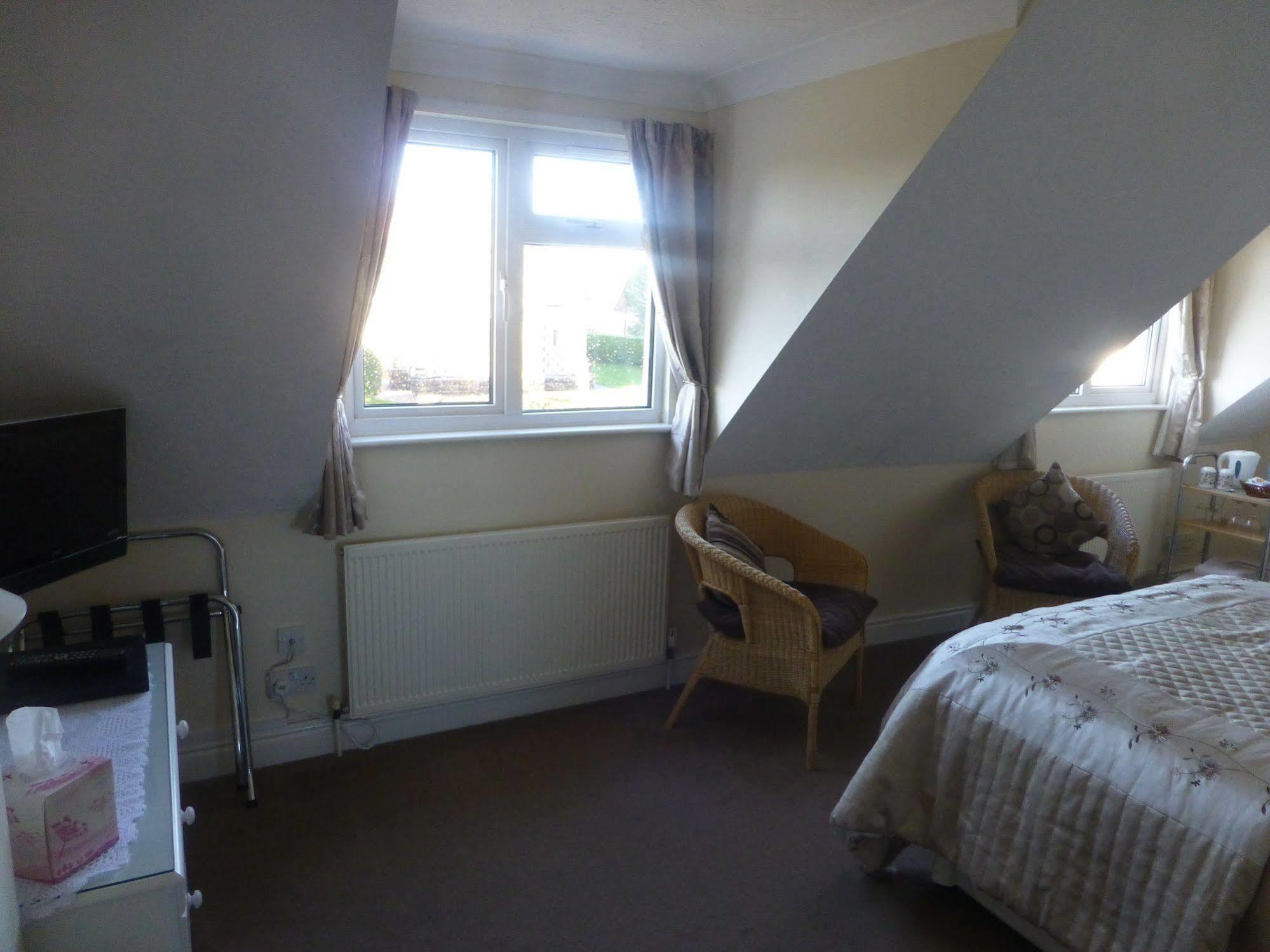 Beech Lodge Guest House New Milton Zewnętrze zdjęcie